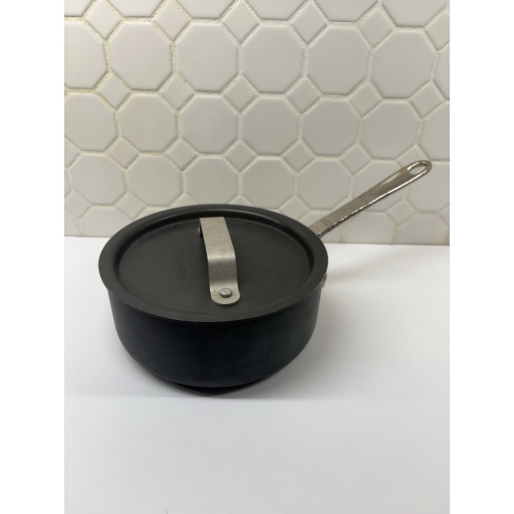 Calphalon Saucepan Unisex 1 Qt Gray Vintage Hard Anodized Aluminum 5001 Lid USA